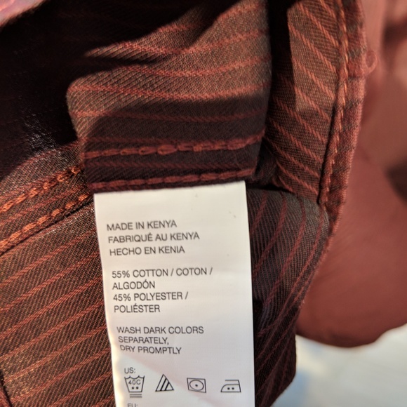 Van Heusen Button Down - Picture 5 of 5